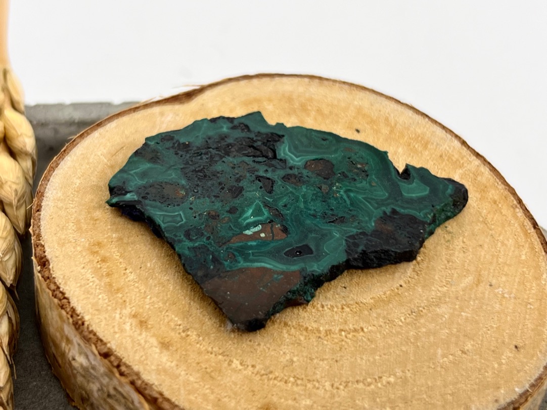 Малахит, полированный срез 4,4 х 3,5 х 0,4 см  SK-0065, фото 4