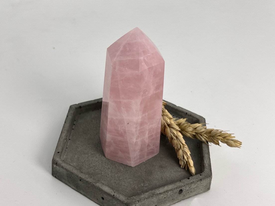 Столбик (обелиск) из розового кварца, 8,9 х 3,8 х 4,1 см ST-0140, фото 3