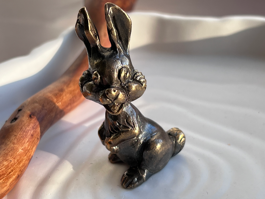 Статуэтка в виде зайца из бронзы  FGB-0081, фото 1