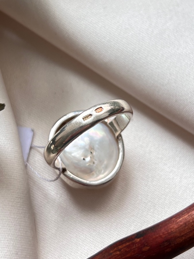 Кольцо из серебра с жемчужиной, 18 размер U-365, фото 4