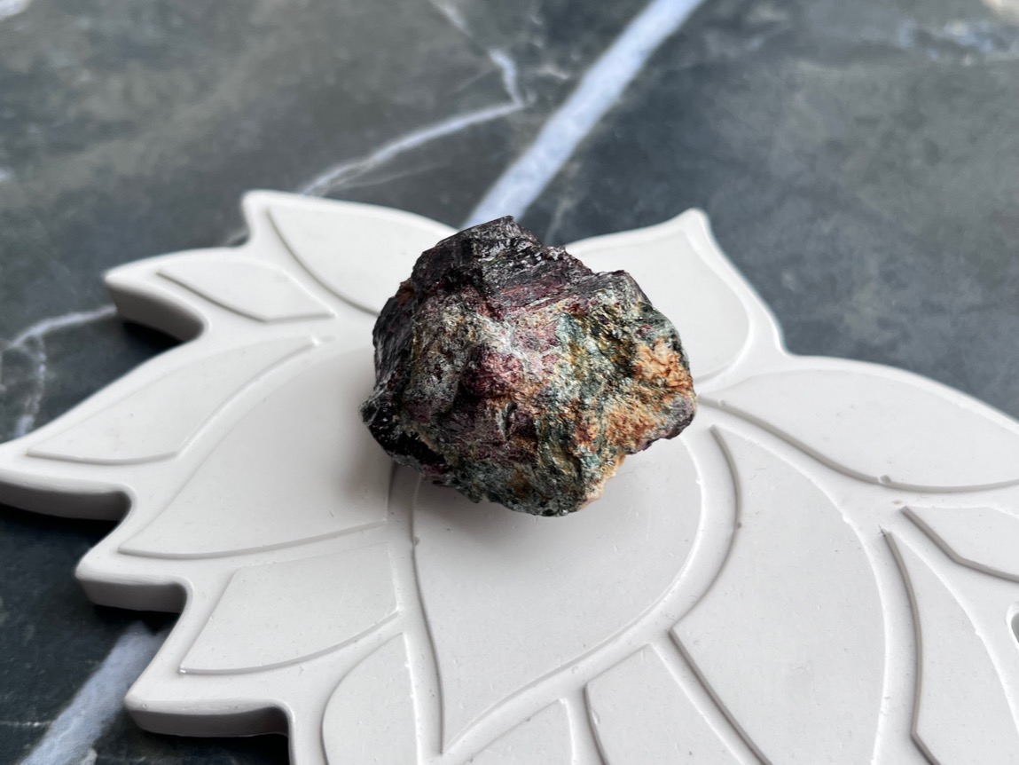 Образец граната (альмандин), 4 х 3,7 х 2,9 см OBM-0339, фото 4