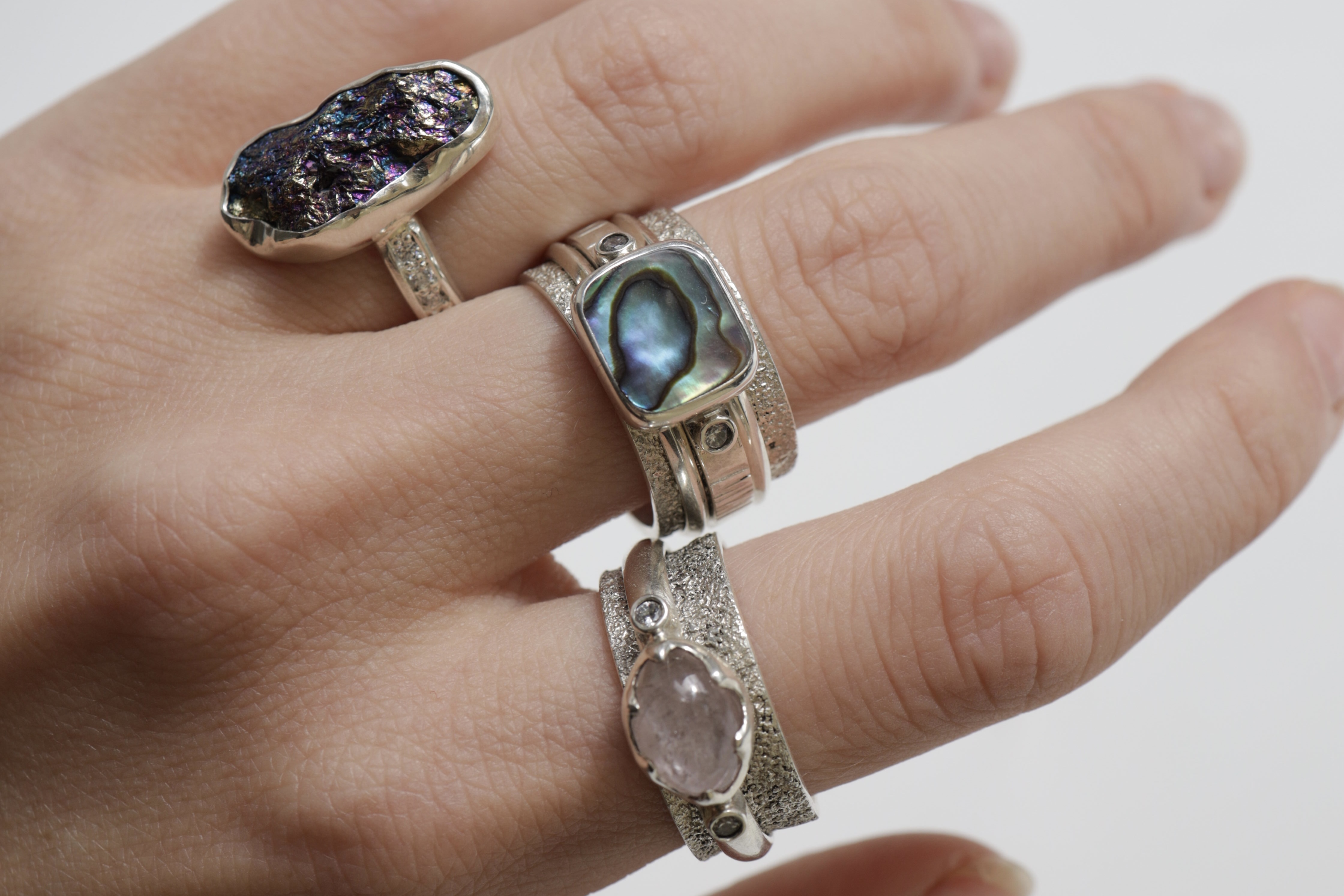 Авторские украшения из аметиста и других натуральных камней в Минске