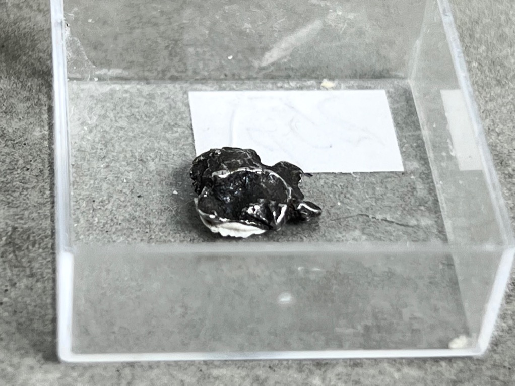 Метеорит Кампо-дель-Сьело в пластиковом боксе MT-0019, фото 4