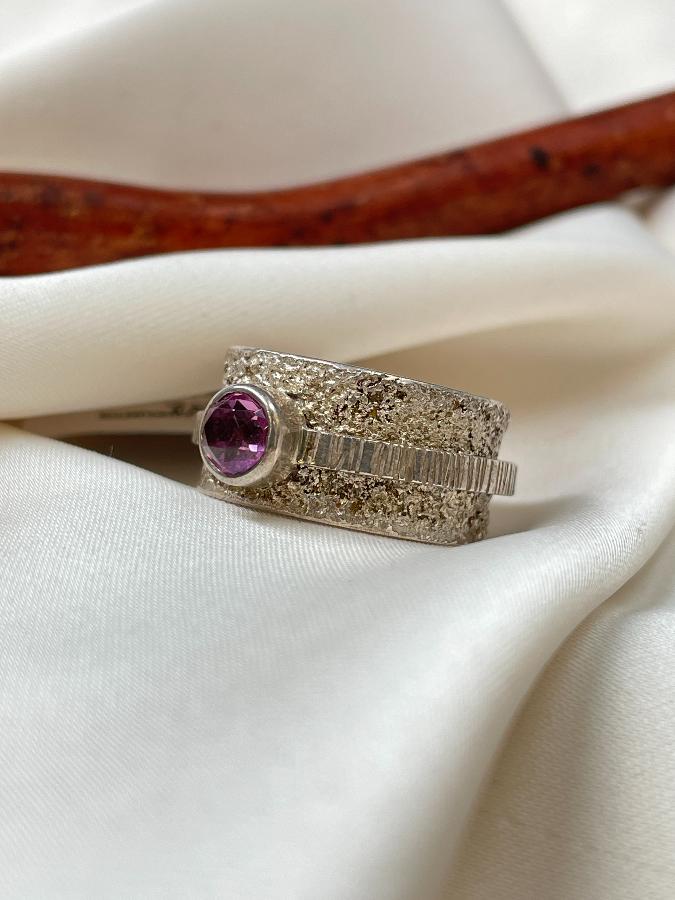 купить Кольцо из серебра с александритом, 18 размер , фото 1