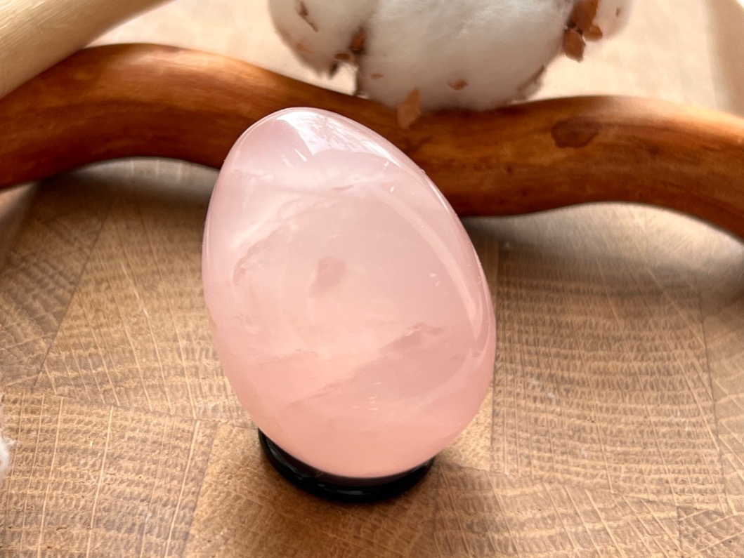 Яйцо из розового кварца 2,9 х 4 см JA-0063, фото 1