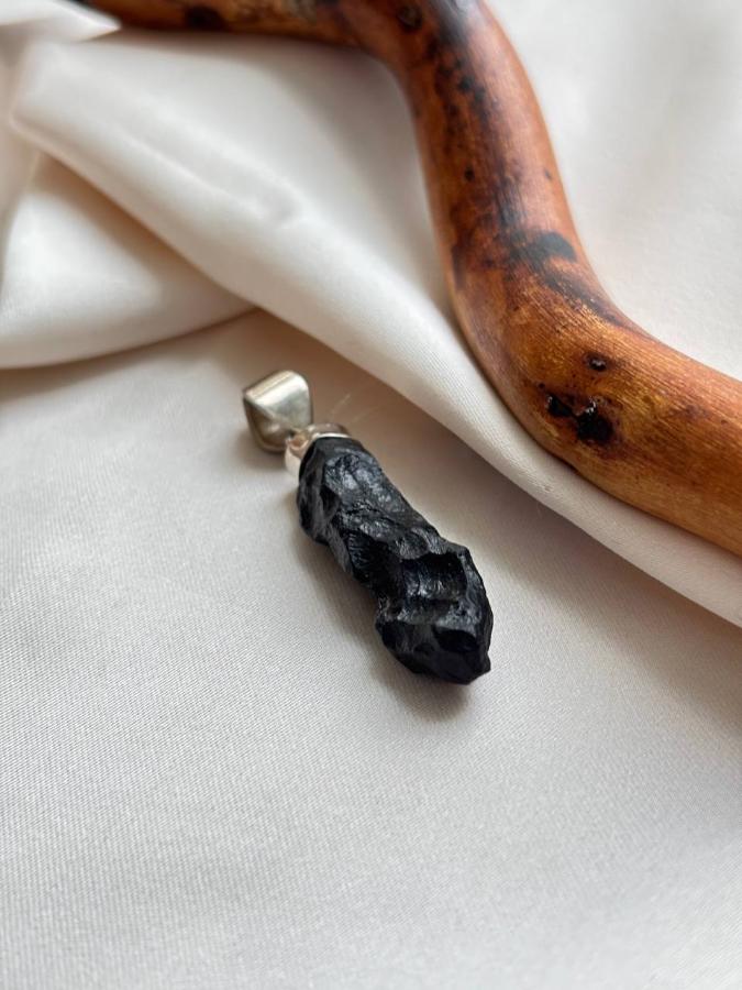 купить Кулон из серебра с тектитом  , фото 1