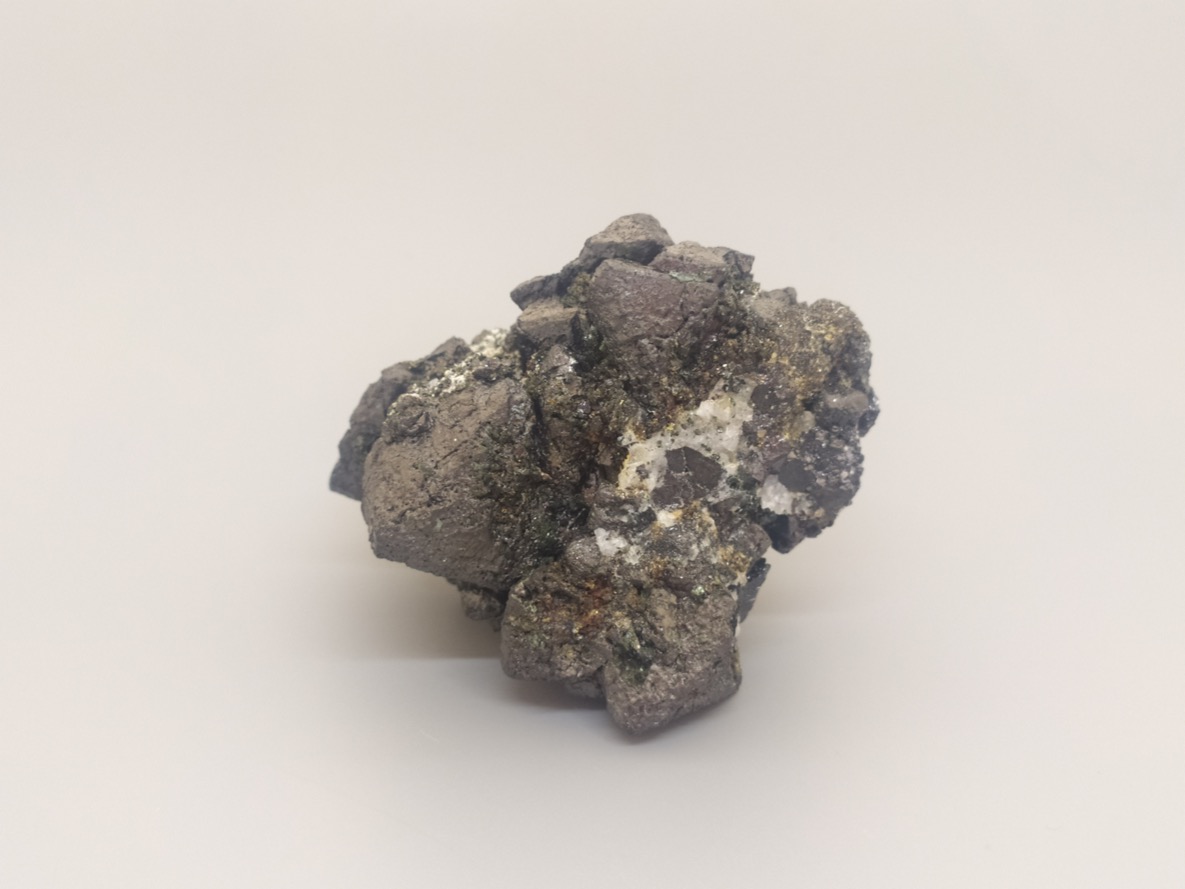 Магнетит, сросток кристаллов 6,4х6,8х7,0 см 2020065, фото 3