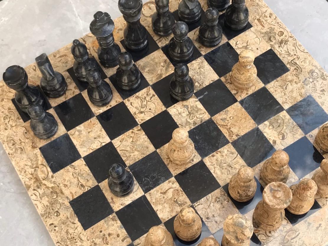 Набор шахмат из натурального камня (чёрный оникс и ракушечник) SHA-0001, фото 1