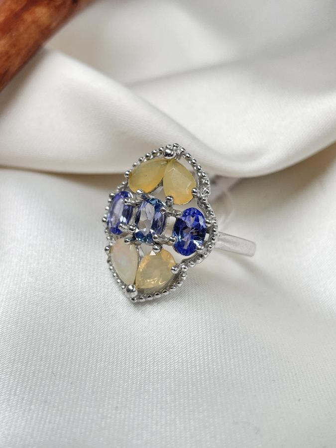 Кольцо из серебра с танзанитом и опалом,18 размер U-2165, фото 1