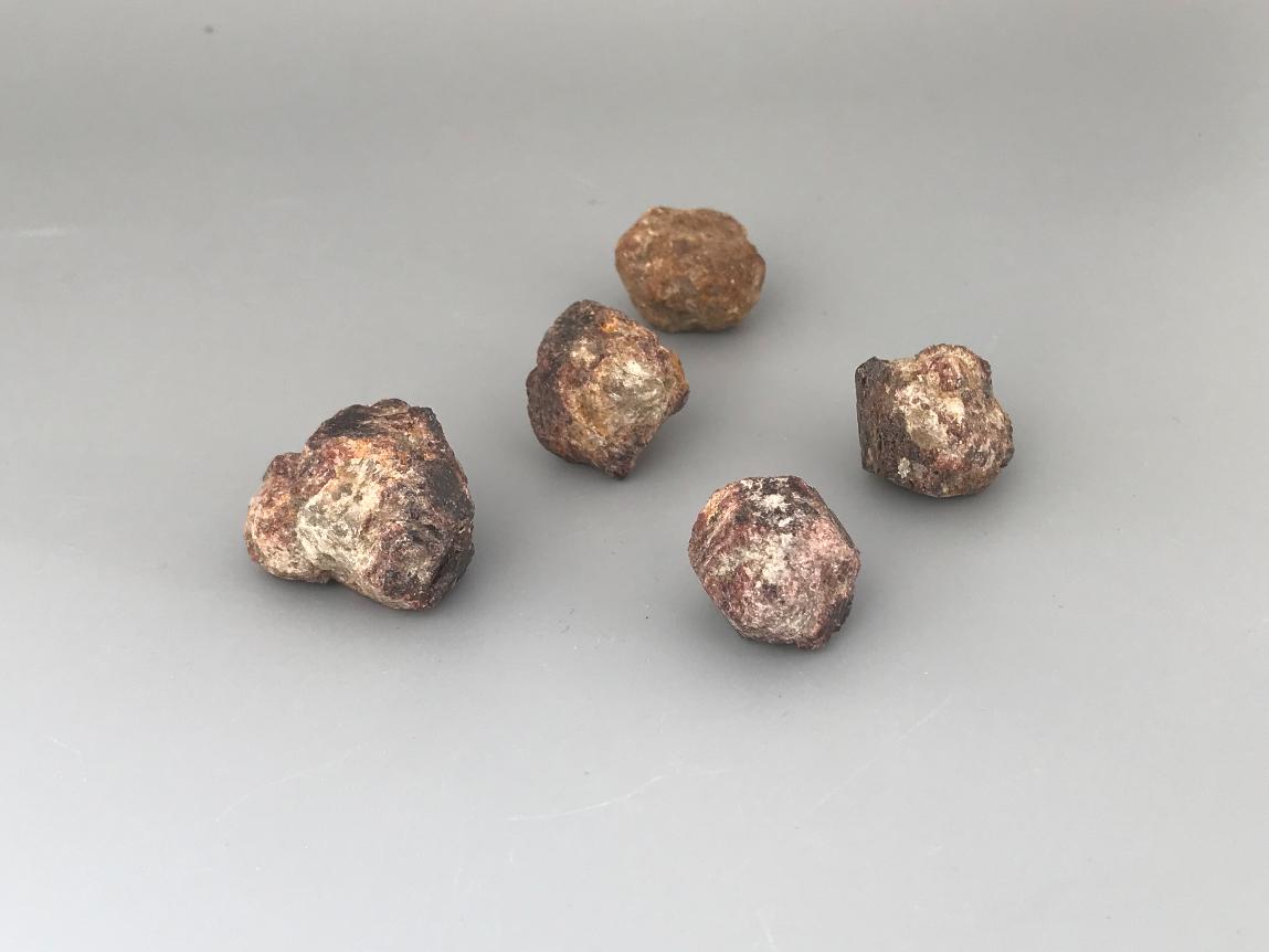 Гранат (альмандин), кристаллы 3,0х2,4х2,2 см GAL-0162, фото 2