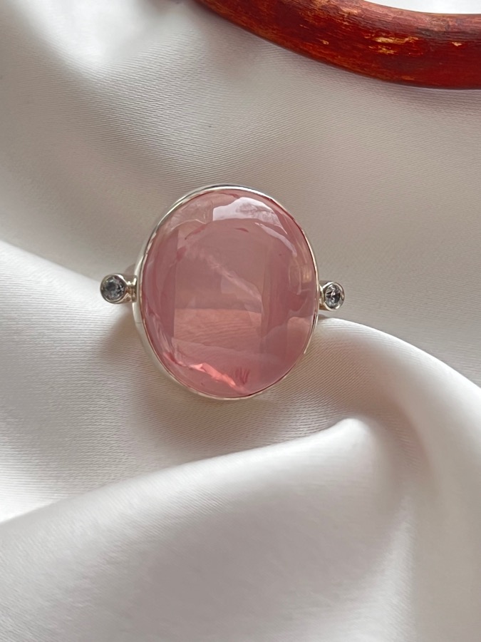 Кольцо из серебра с розовым кварцем, 17,5 размер U-1356, фото 1