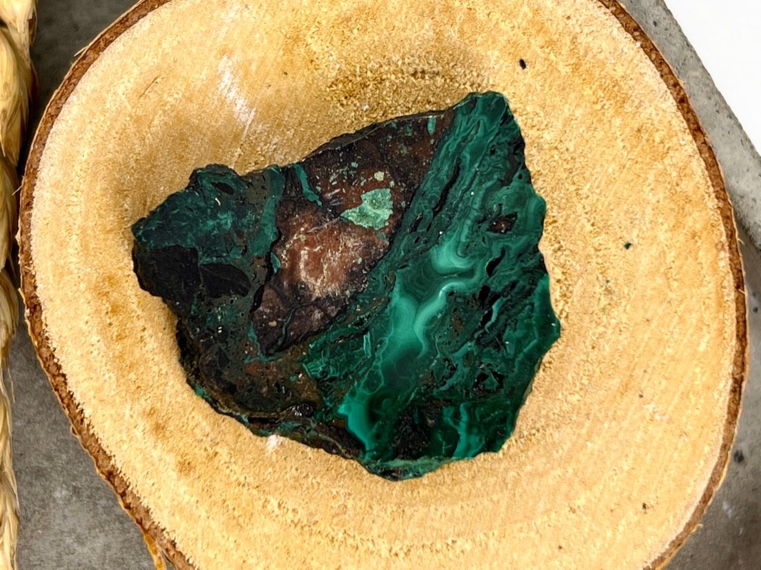 Малахит, полированный срез 3,4 х 3 х 0,6 см SK-0066, фото 1