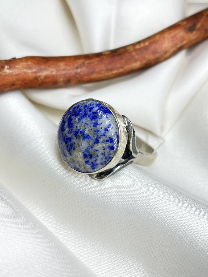 купить Кольцо из серебра с лазуритом,19,5 размер  , фото 1