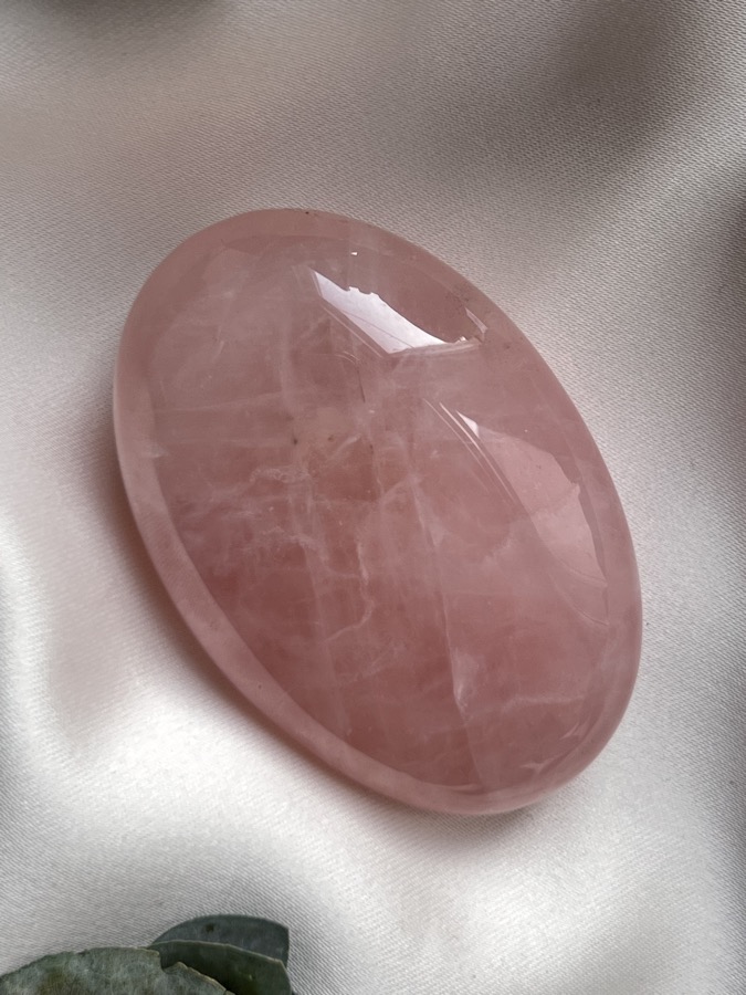 Розовый кварц, полировка 2 х 4,1 х 6,1 см POL-0473, фото 1