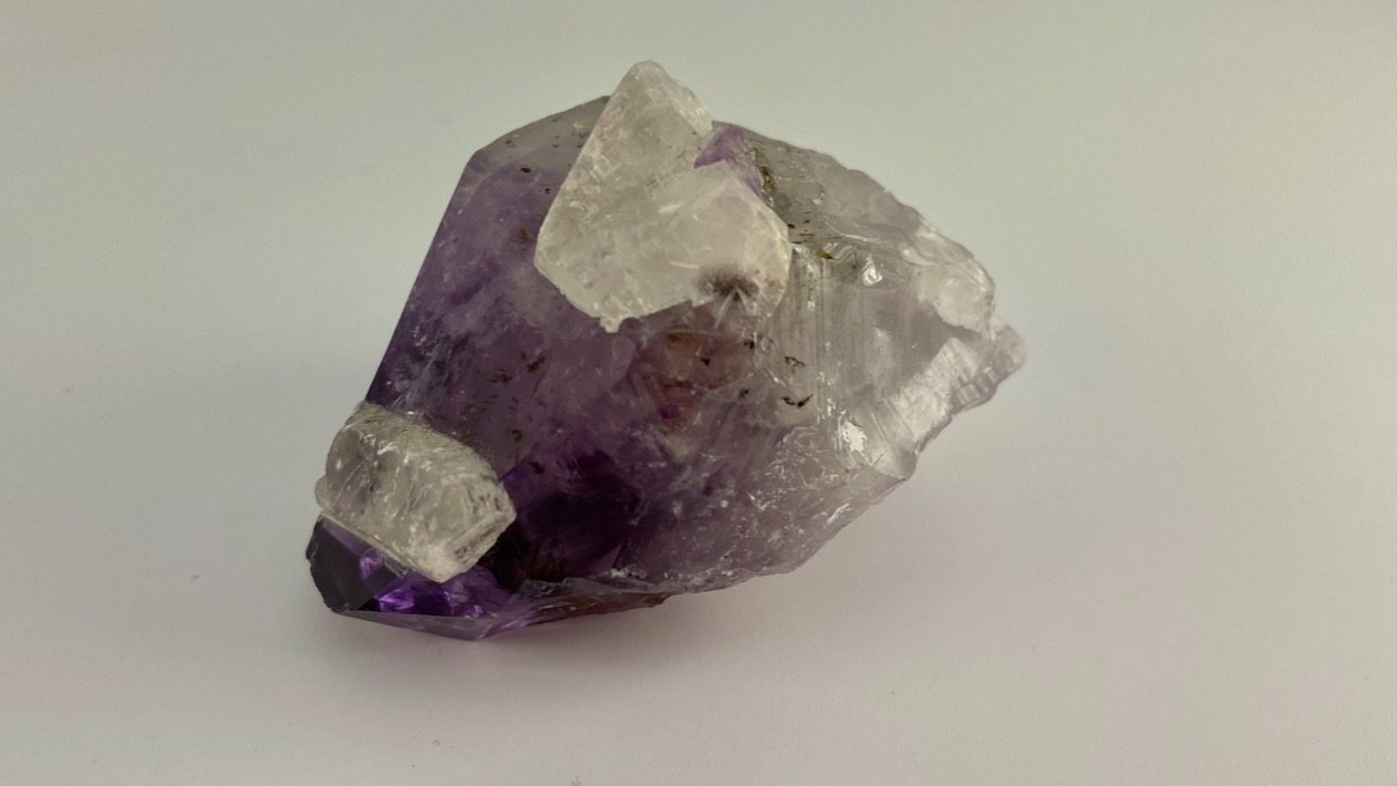Аметист, кристалл 4,4х4,1х4 см KR-0013, фото 3