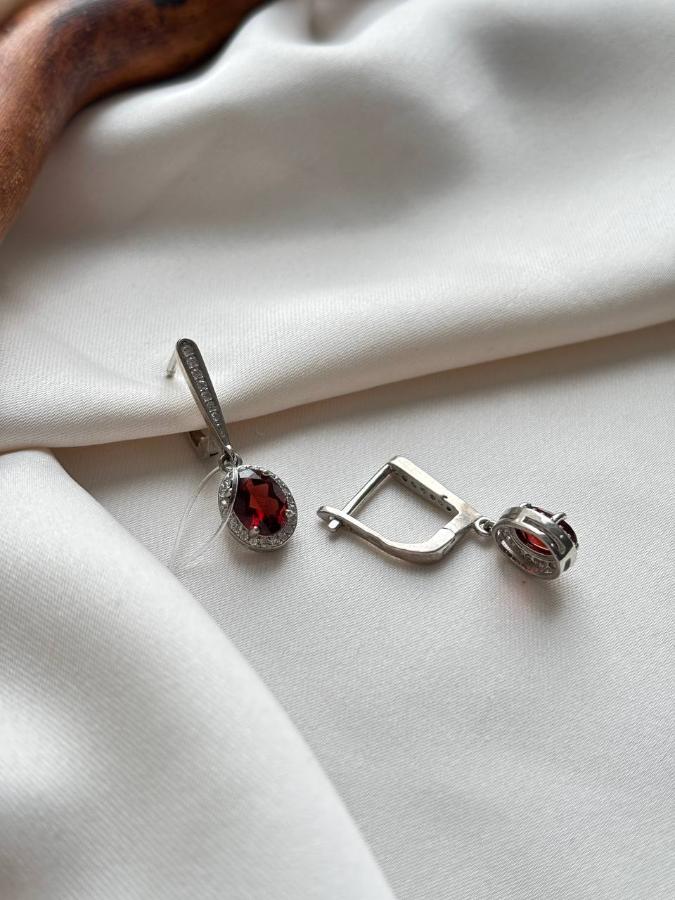 купить Серьги из серебра с гранатом и фианитом  , фото 1