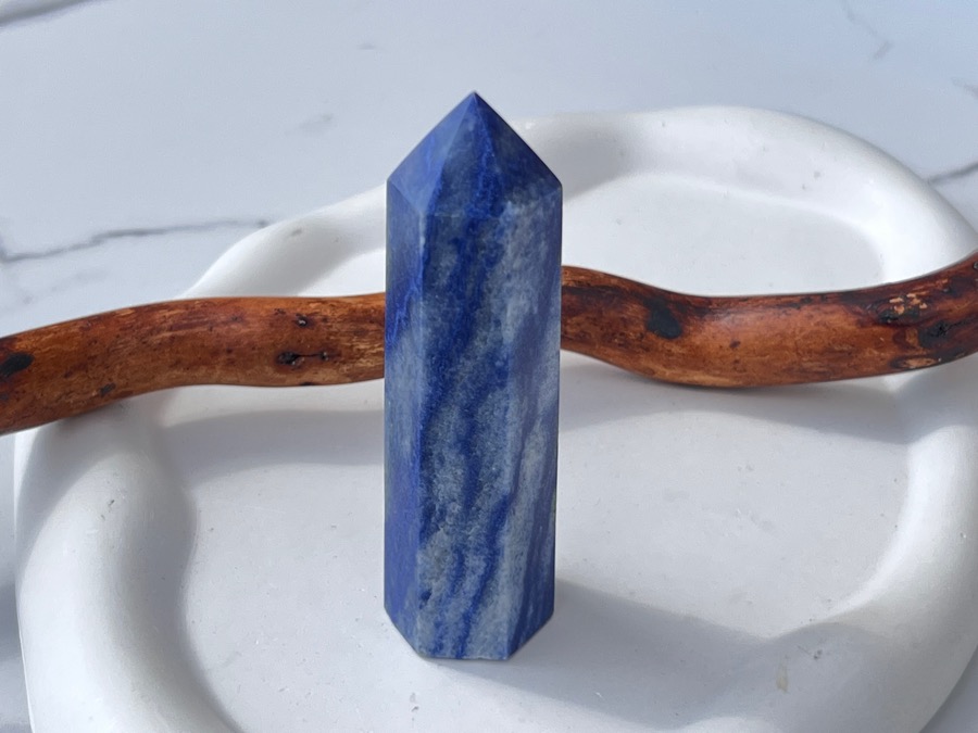 Столбик (обелиск) из синего авантюрина, 2,4 х 2,7 х 8,9 см ST-0234, фото 1