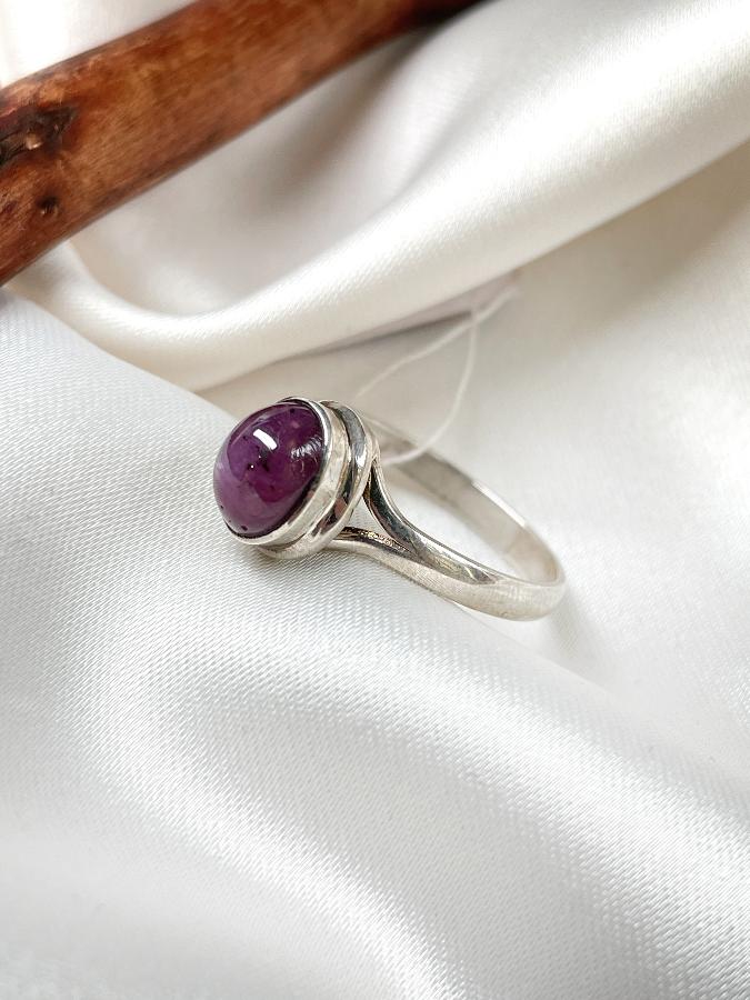 купить Кольцо из серебра с звездчатым рубином,18 размер , фото 1