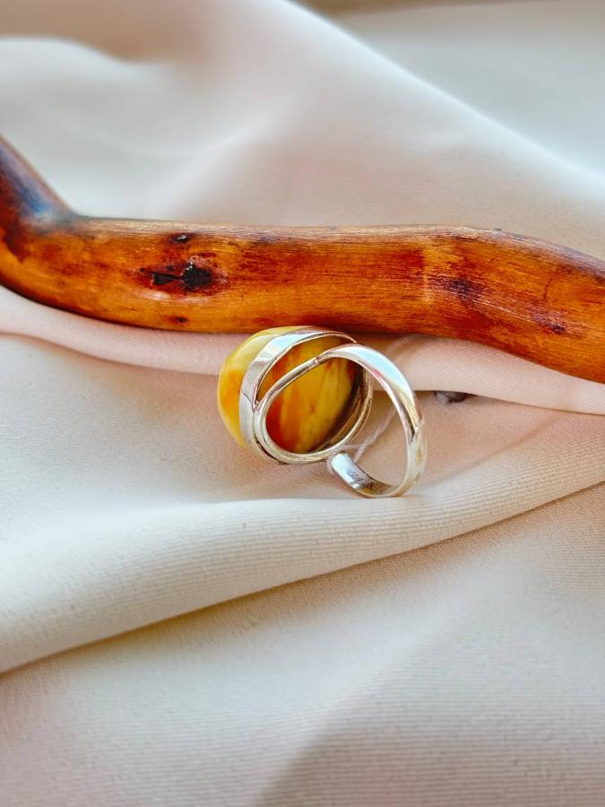 купить Кольцо из серебра с янтарем , фото 3