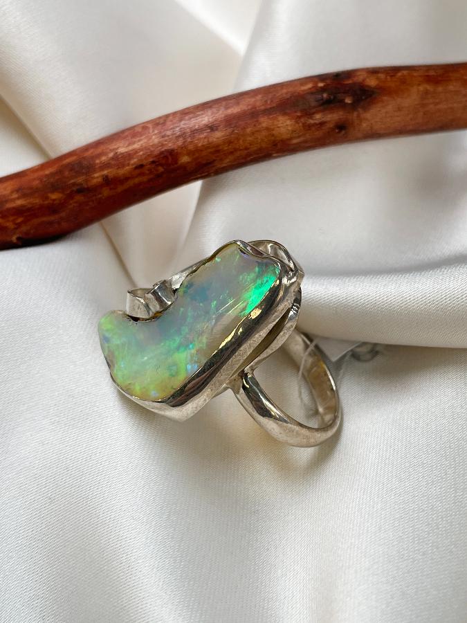 купить Кольцо из серебра с благородным опалом,16 размер , фото 2
