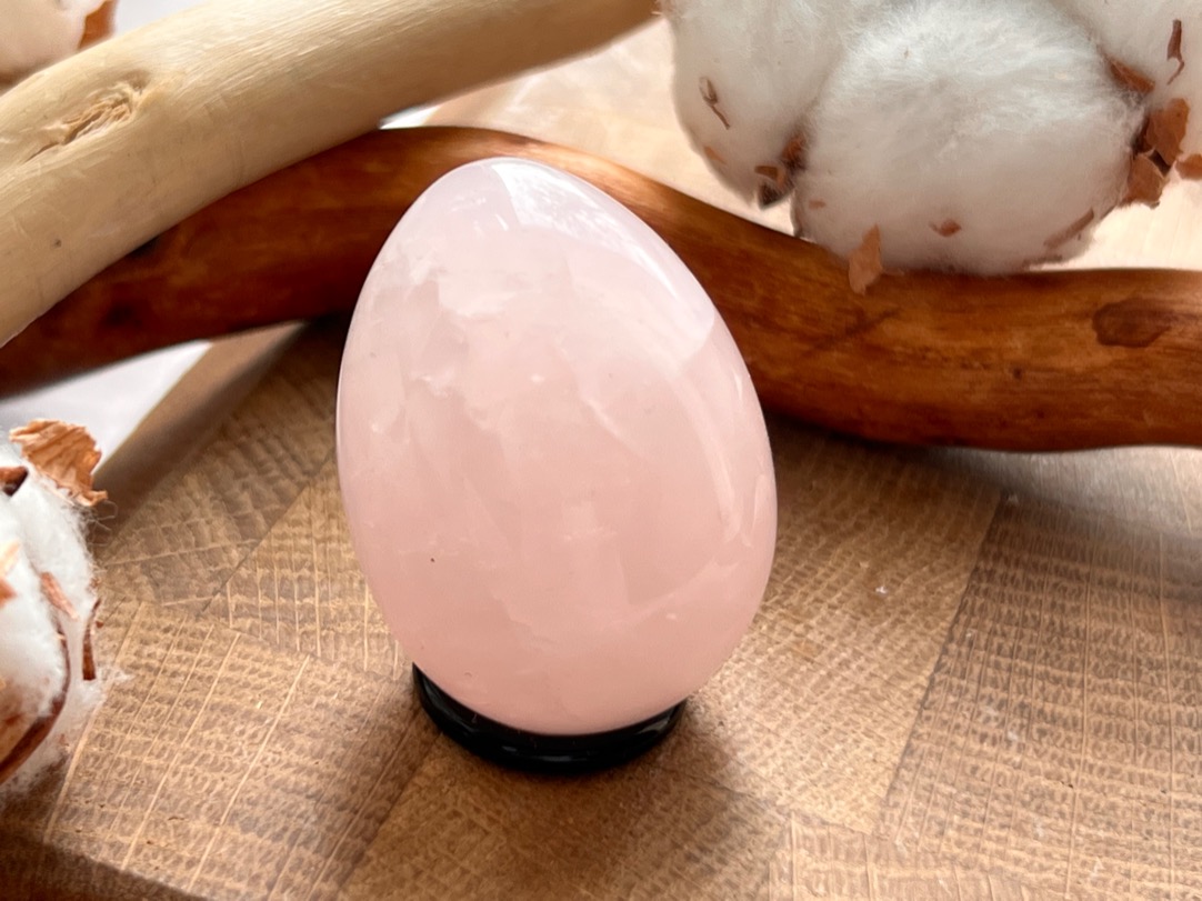 Яйцо из розового кварца 2,9 х 3,9 см JA-0068, фото 1