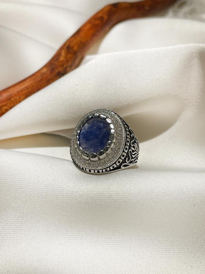 купить Кольцо из серебра с сапфиром (синий корунд),18 размер , фото 4