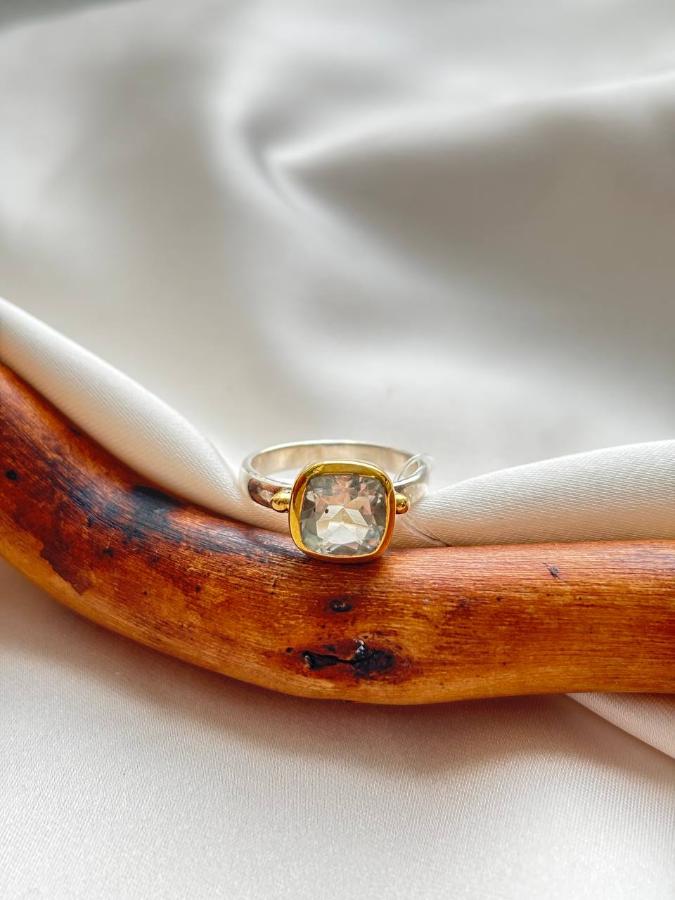 купить Кольцо из серебра с топазом  , фото 2