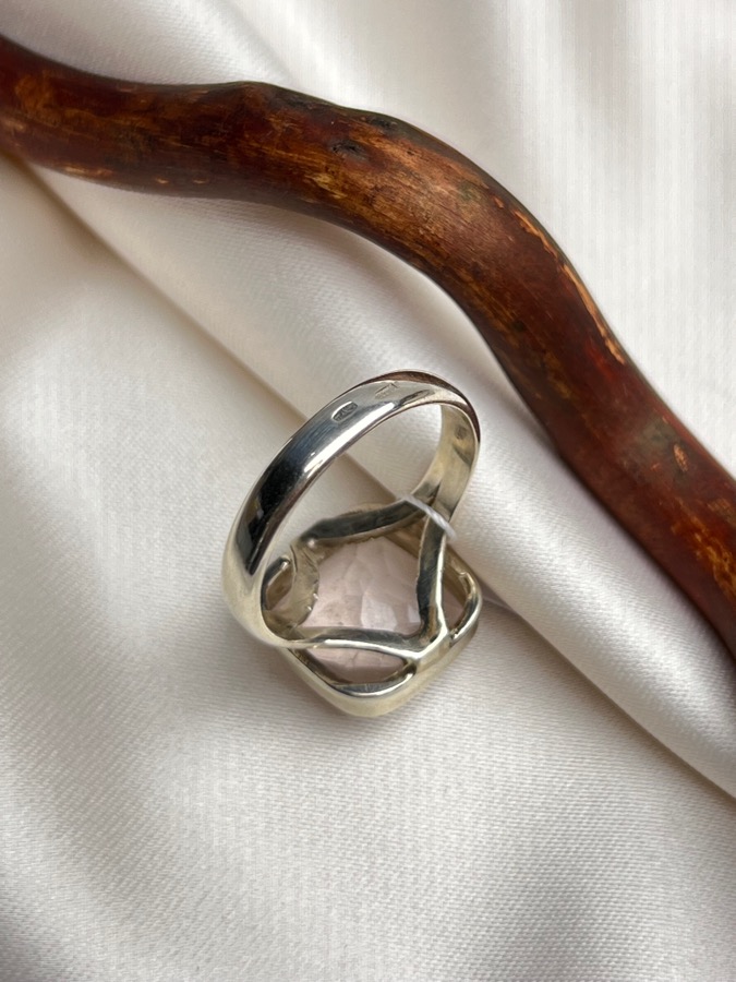 Кольцо из серебра с розовым кварцем в огранке, 18,75 размер U-1548, фото 5