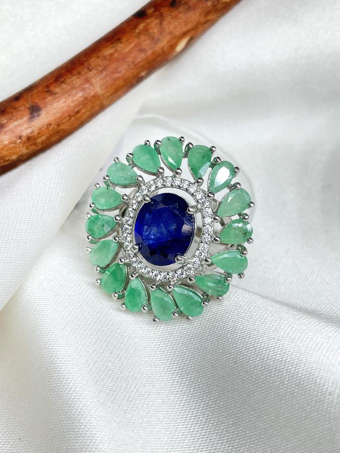 Кольцо из серебра с сапфиром и изумрудом,17,5 размер U-3757, фото 1
