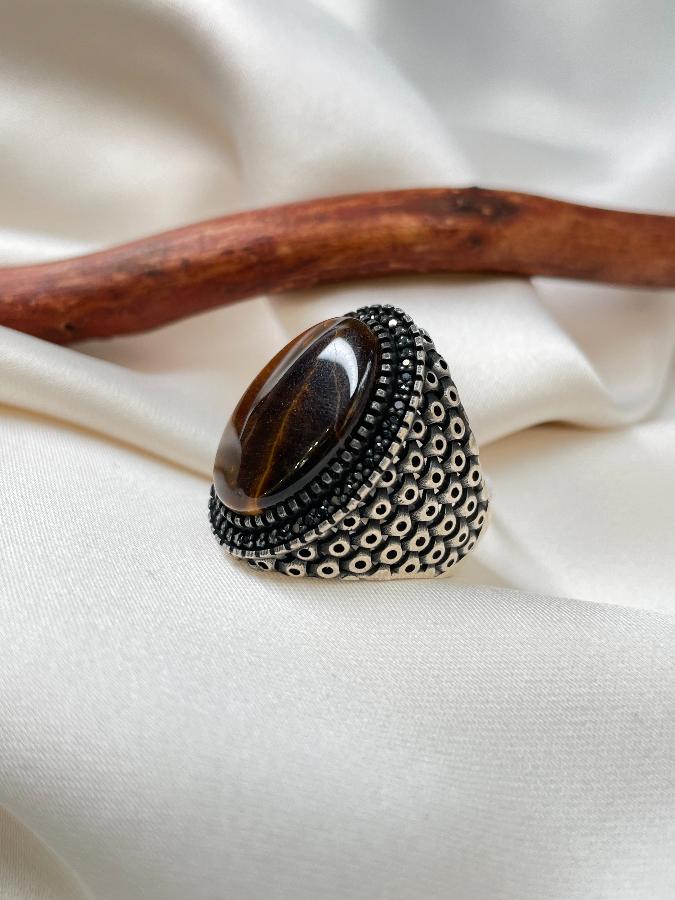 купить Кольцо из серебра с тигровым глазом, 18,7 размер , фото 3