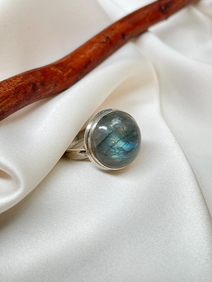 купить Кольцо из серебра с лабрадором,18,5 размер  , фото 5