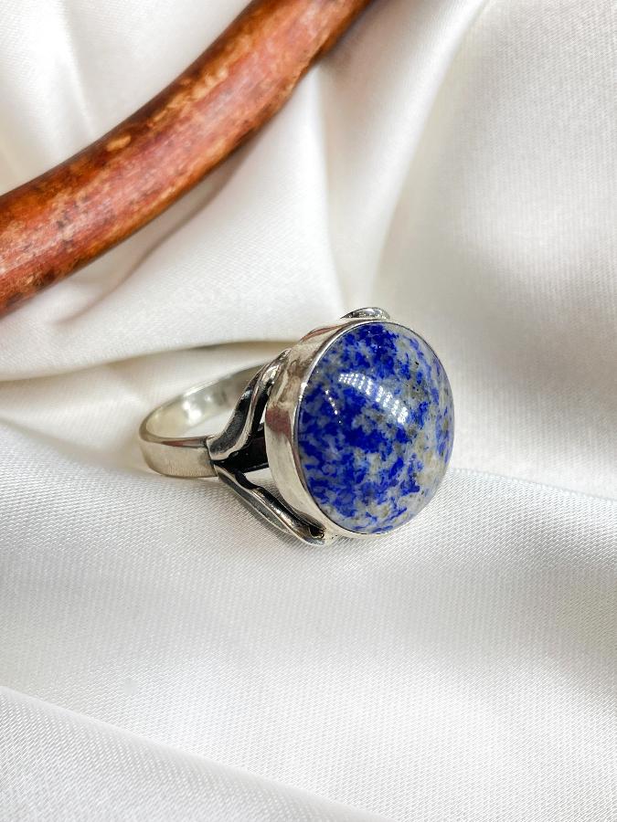 купить Кольцо из серебра с лазуритом,19,5 размер  , фото 2