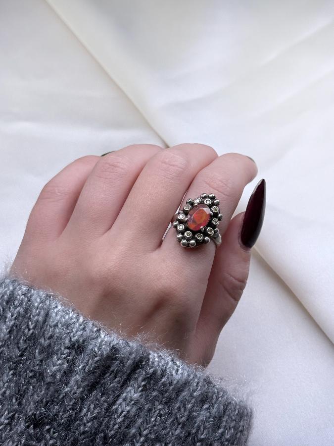 купить Кольцо из серебра с благородным опалом,16 размер  , фото 6