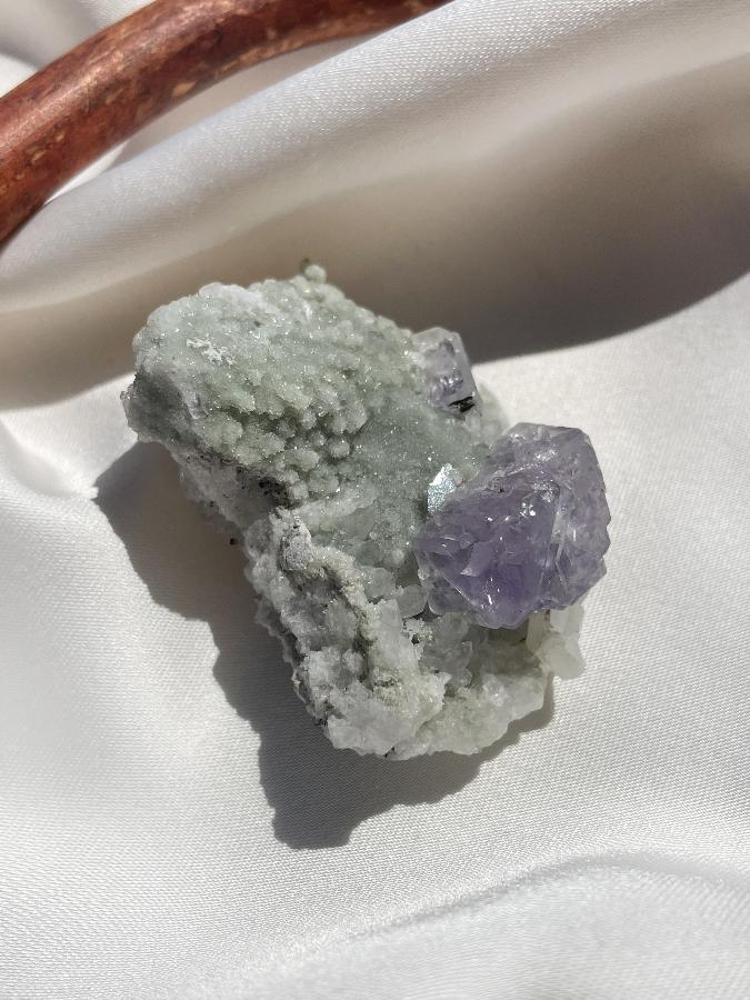 Флюорит, 2,3 х 3,8 х 5,1 см  OBM-1346, фото 2