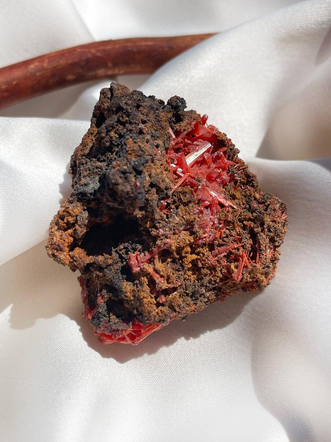 Крокоит, 4,5 х 5 х 2,5 см OBM-1577, фото 4