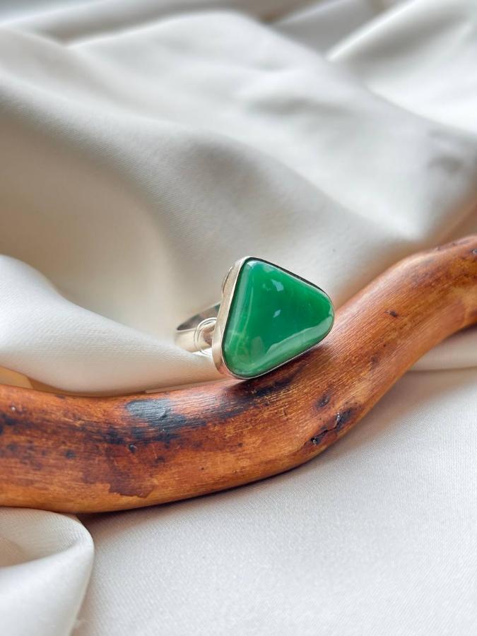 купить Кольцо из серебра с хризопразом  , фото 1