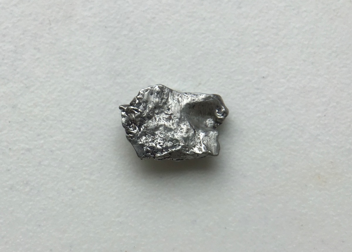 Метеорит Кампо-дель-Сьело 0,7 х 1,0 х 0,2 см MT-0013, фото 2