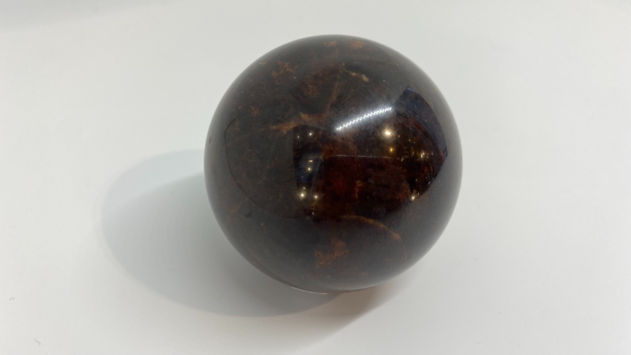 Шар из граната (альмандина) d-5,5 см SH-0175, фото 3