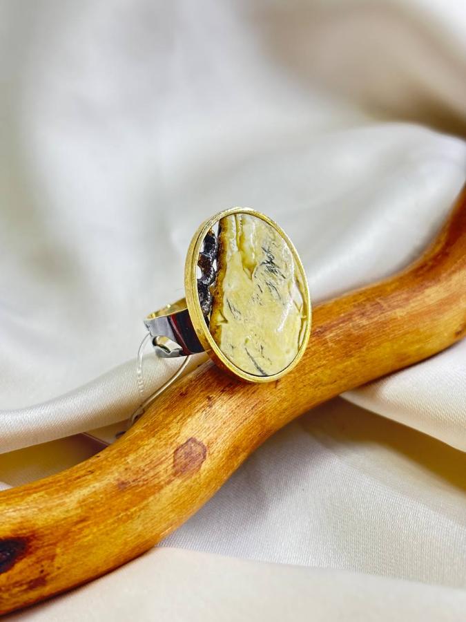 купить Кольцо из серебра с янтарем , фото 1