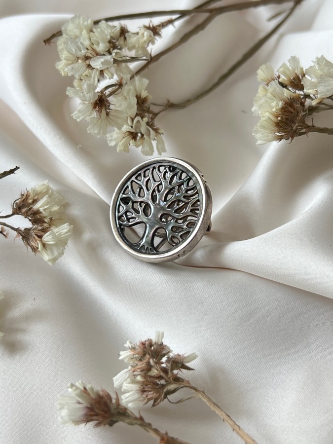 Кольцо из серебра в форме Дерева Жизни с перламутром, 18,5 размер 13565B, фото 2
