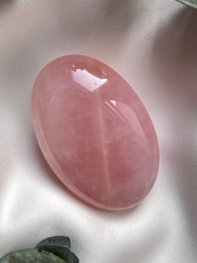 Розовый кварц, полировка 2,1 х 4,1 х 6,1 см POL-0474, фото 1