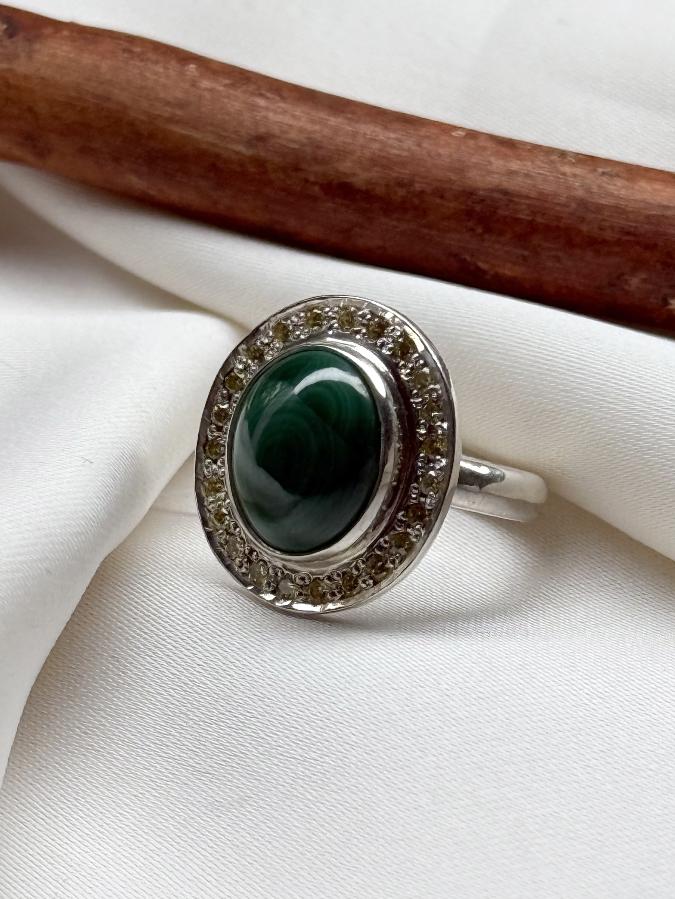 купить Кольцо из серебра с малахитом,16,5 размер  , фото 1