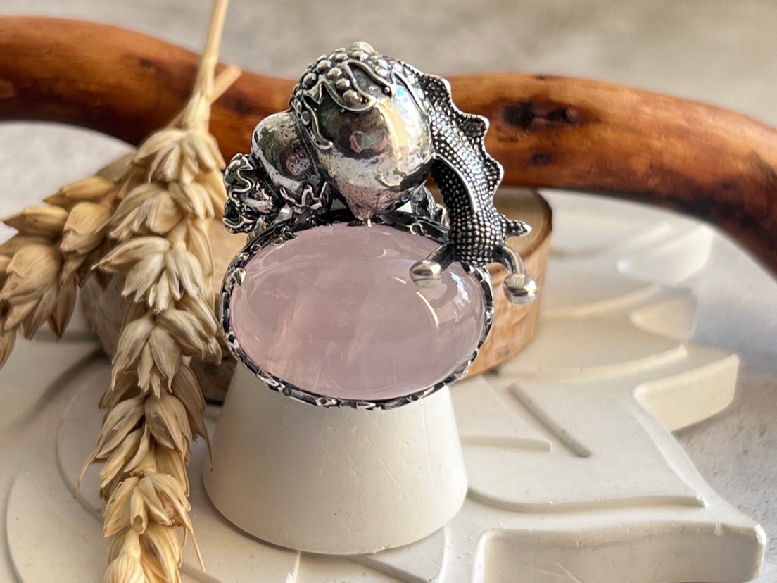 Кольцо в форме улитки с розовым кварцем, 18,5 размер KL-0885, фото 1