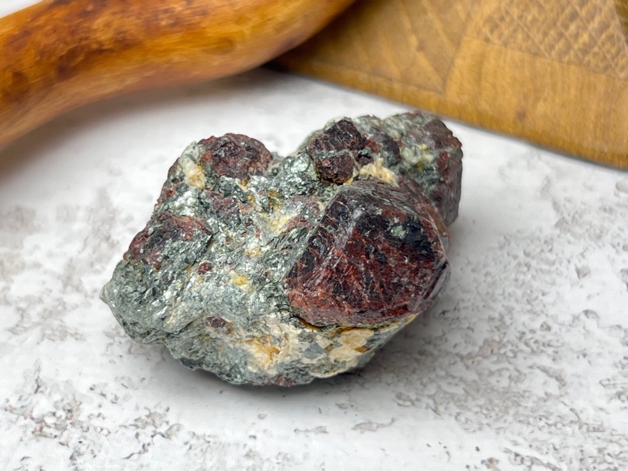Альмандин (гранат), 2,8 х 3,7 х 5,1 см OBM-1392, фото 4