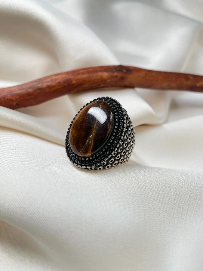 купить Кольцо из серебра с тигровым глазом, 18,7 размер , фото 2