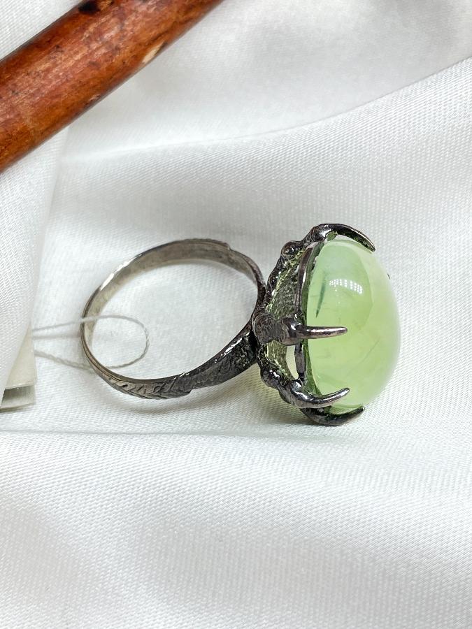 купить Кольцо из серебра с пренитом,19 размер , фото 4