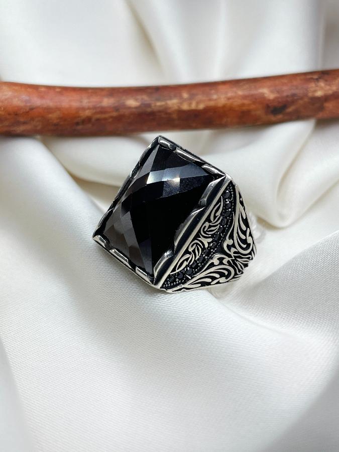 Кольцо-печатка с черным фианитом, 20,5 размер U-3514, фото 3