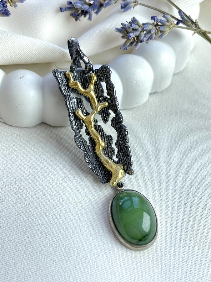 купить Кулон из серебра с нефритом  , фото 1