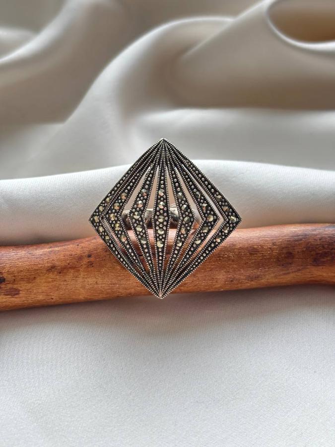 купить Кольцо из серебра с фианитами  , фото 2