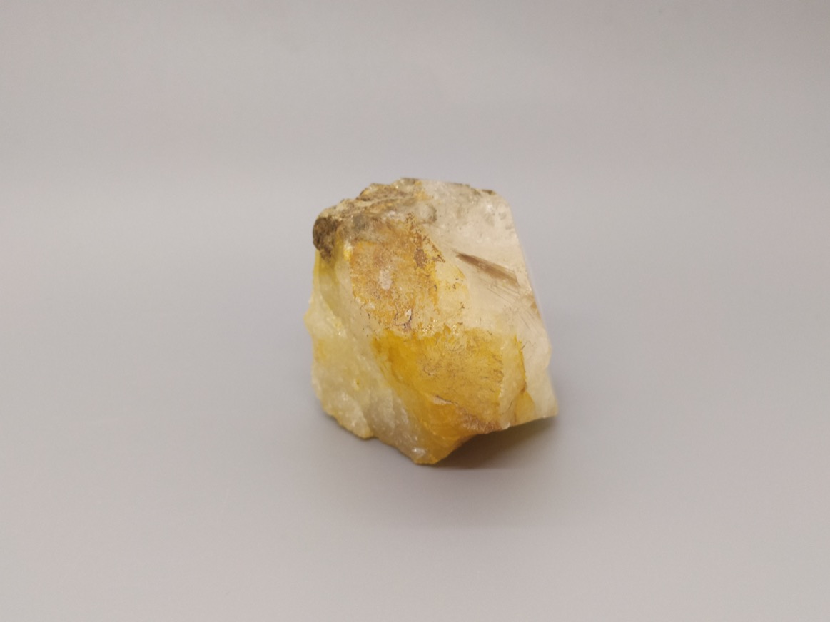 Кварц с рутилом (волосатик), кристалл 5,3х4,8х6,3 см 2020139, фото 2